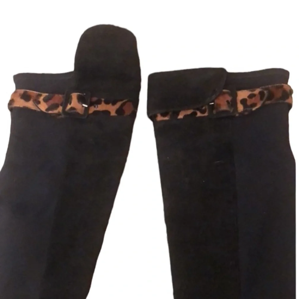Stuart Weitzman  Size 10 black suede  boots over the knee with stretch
